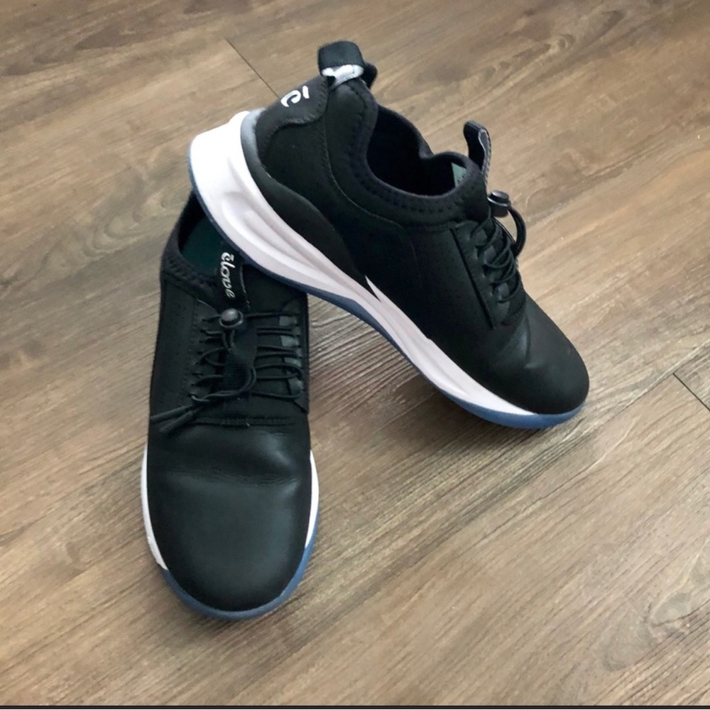 Clove shoes - Sneakers for health care professionals